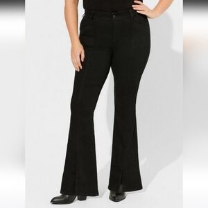 Torrid Bombshell Flare Super Soft High Rise Jean Size 18s